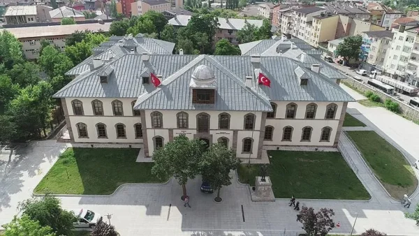 Sivas - Divriği - Kemaliye Turu
